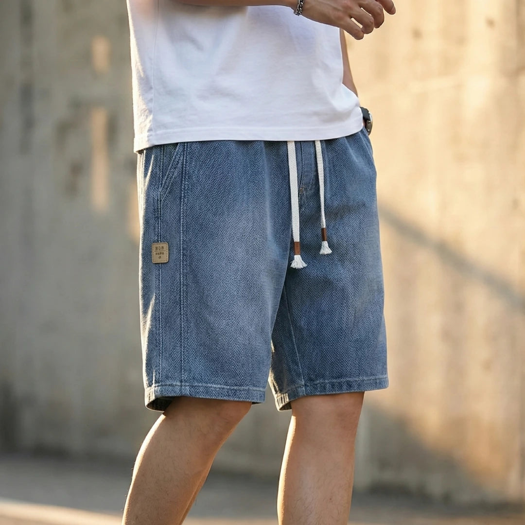 [Leve 4, Pague Só 2!] Bermuda Jeans Knox Masculina em Sarja de Algodão e Poliéster com Cós Elástico + BRINDES